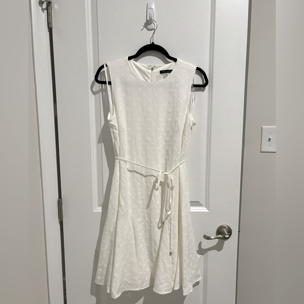 Tommy Hilfiger Off White Dress Size 6